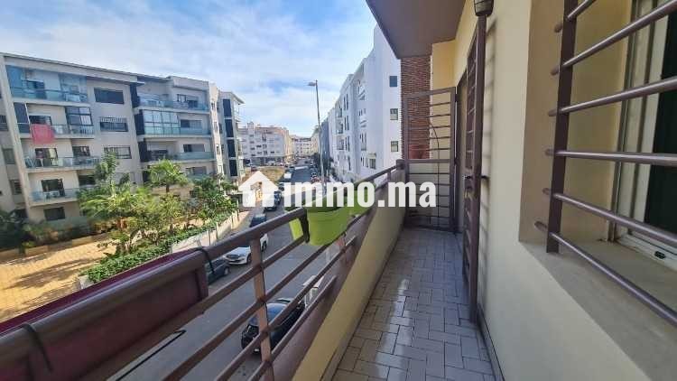 bel-appart-de-112m2-dans-une-residence-securisee-big-2