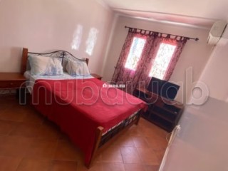 Appartement de vacances à louer à M'Diq. Surface totale 70 m². Places de stationnement et jardin - Appartement à vendre