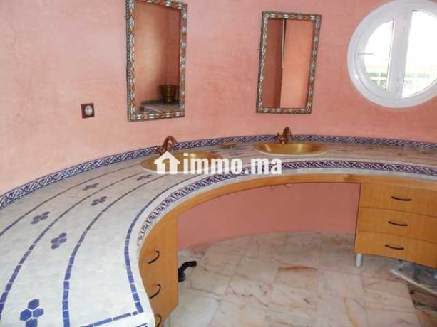 villa-haut-standing-avec-piscine-a-louer-a-souissi-big-5