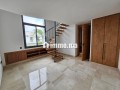villa-a-la-location-vide-a-californie-45000dg-small-0