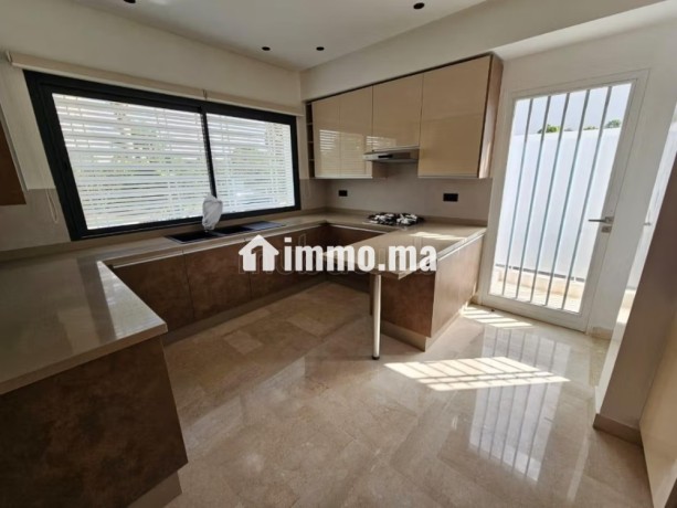 villa-a-la-location-vide-a-californie-45000dg-big-1