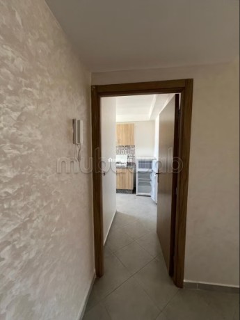 location-dun-appartement-a-anza-4-grandes-pieces-avec-garage-et-ascenseur-big-2