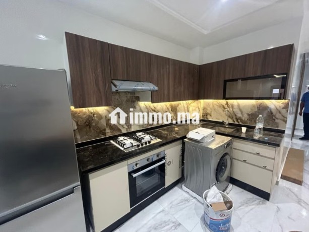 vente-dun-bel-appartement-a-asilah-2-grandes-pieces-bien-meuble-big-1