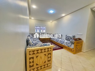 Location d'un appartement à Cité Adrar. 5 pièces confortables. Système de parabole et résidence sécurisée - Appartement à vendre - Agadir