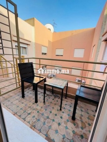 studio-au-5-etage-a-la-nuite-78-big-3