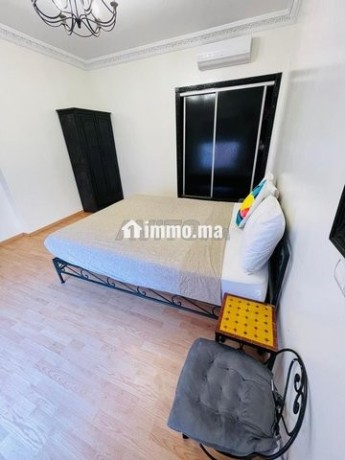 studio-au-5-etage-a-la-nuite-78-big-6