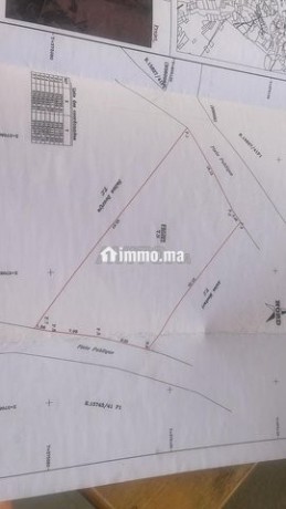 terrain-constructible-de-580-m2-big-0
