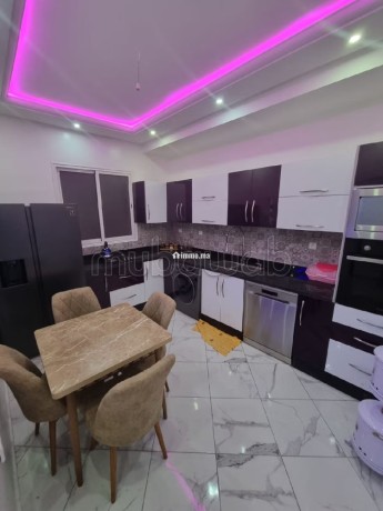location-dun-appartement-a-place-orson-welles-surface-totale-72-m2-places-de-parking-et-beau-jardin-big-3