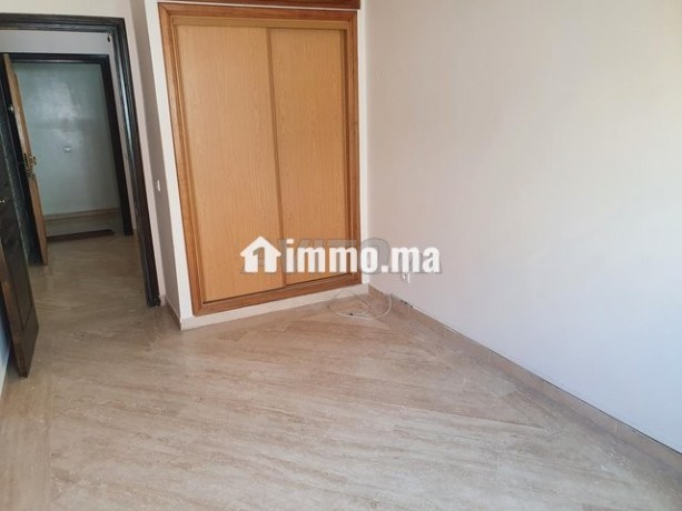 appartement-a-louer-90-m2-a-beausejour-pres-de-cfc-big-4