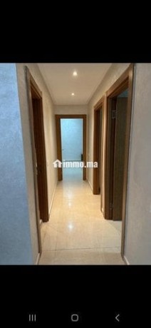 appart-3-chambres-salon-avec-piscine-big-5