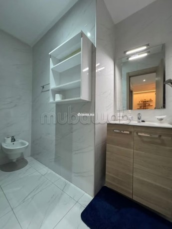 location-dun-appartement-a-place-orson-welles-surface-totale-96-m2-vue-exceptionnelle-sur-la-montagne-chauffage-central-big-7
