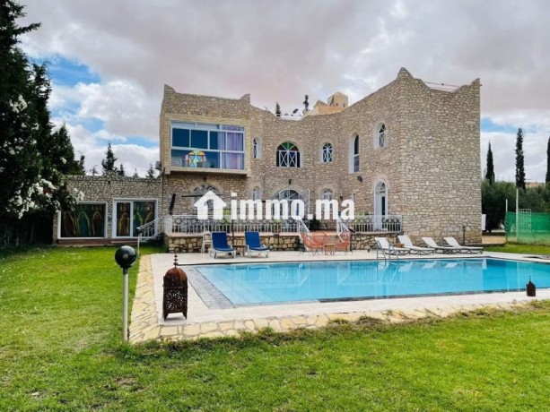 location-saisonniere-villa-haut-standing-a-ounagha-5-belles-chambres-vue-sur-les-montagnes-double-vitrage-big-0