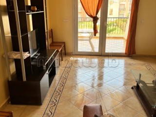 Appartement climatisé en résidence avec piscine - Appartement à vendre