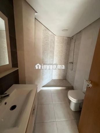 a-ain-sbaa-apprt-a-louer-vide-de-92m2-big-4