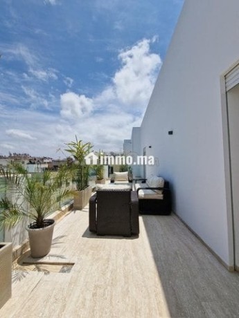 studio-avec-terrasse-maarif-big-0