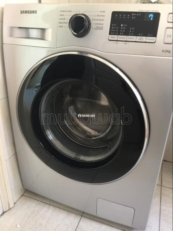 appart-avec-3-chambres-a-coucher-au-centre-big-10