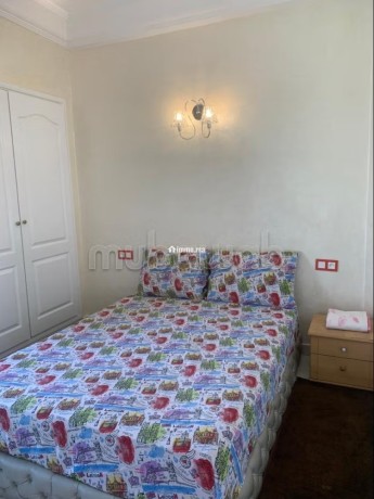 appart-avec-3-chambres-a-coucher-au-centre-big-6