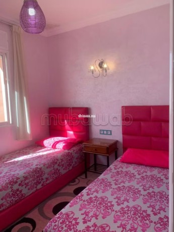 appart-avec-3-chambres-a-coucher-au-centre-big-8