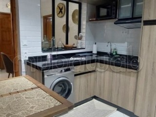 Location saisonnière à centre ville. 2 grandes pièces. Porte blindée, antenne parabolique - Appartement à vendre - Agadir