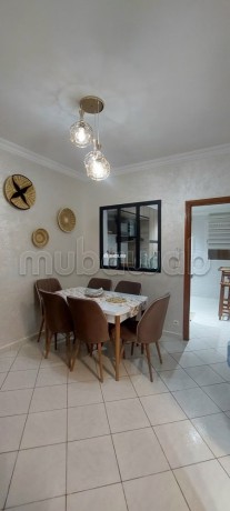 location-saisonniere-a-centre-ville-2-grandes-pieces-porte-blindee-antenne-parabolique-big-3