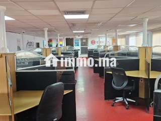 villa-usage-bureau-1600-m2-excellent-emplacement