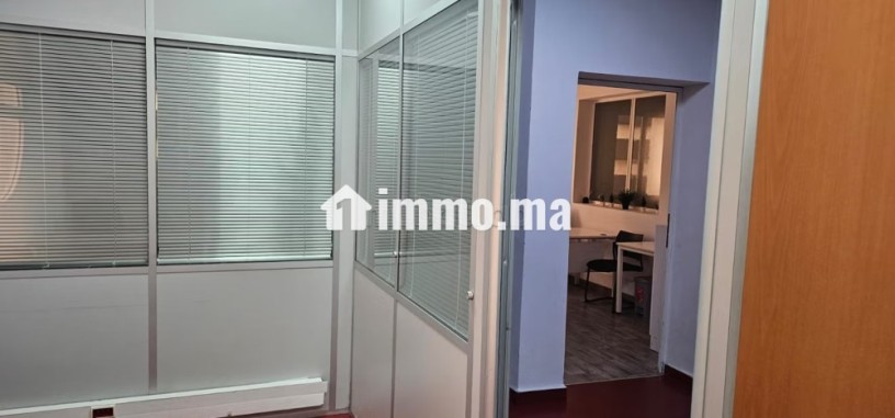 villa-usage-bureau-1600-m2-excellent-emplacement-big-3
