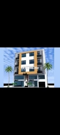 terrain-r2-avec-2-facades-big-0