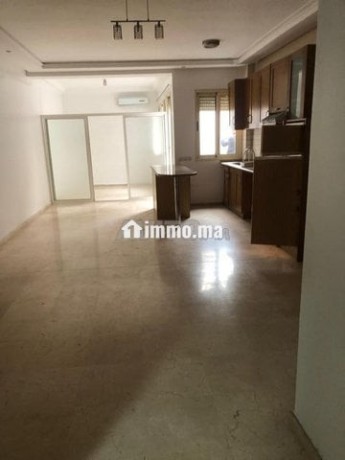 studio-loft-terrasse-parking-macdotram-mersultant-big-1