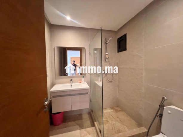 manifique-rez-de-jardin-en-vente-meubler-a-menzah-2-belles-chambres-bien-meuble-big-8
