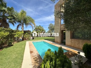 a-louer-villa-3-chambres-avec-piscine-a-prestigia