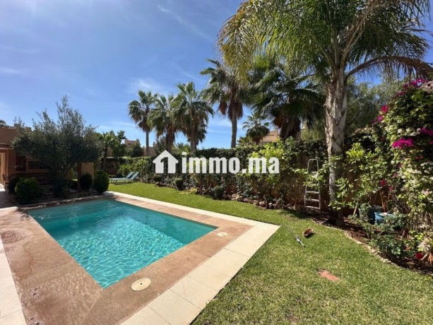 a-louer-villa-3-chambres-avec-piscine-a-prestigia-big-1