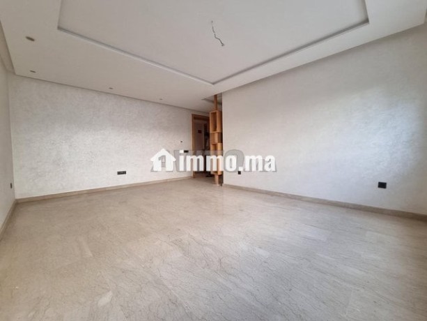 appartement-a-louer-106-m2-a-casablanca-big-0
