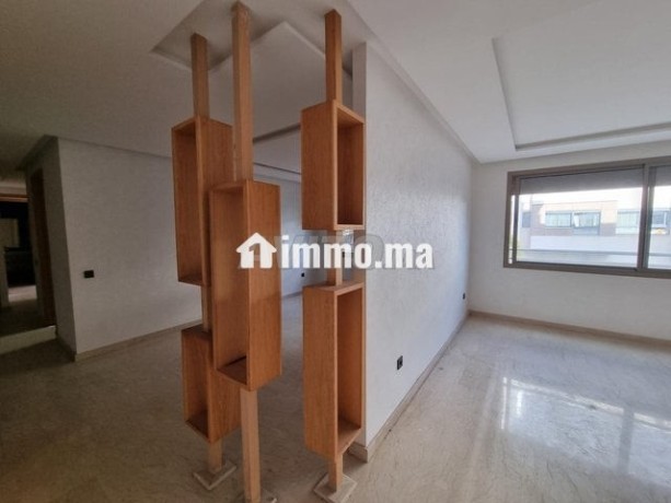 appartement-a-louer-106-m2-a-casablanca-big-2