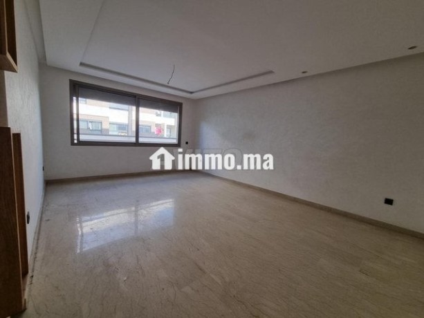 appartement-a-louer-106-m2-a-casablanca-big-3