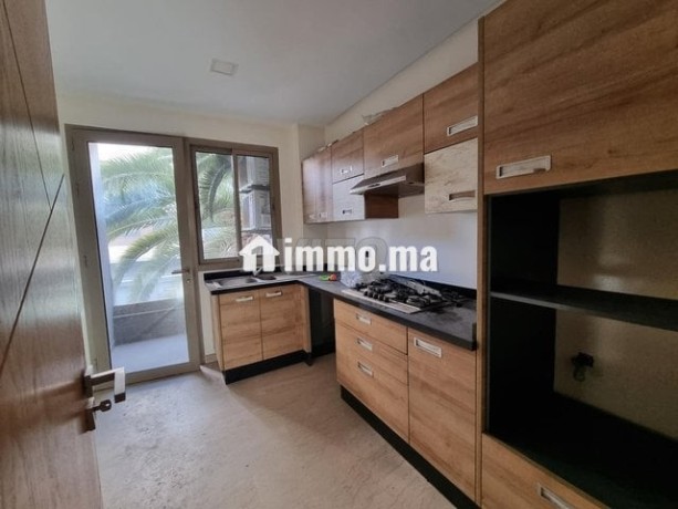appartement-a-louer-106-m2-a-casablanca-big-6
