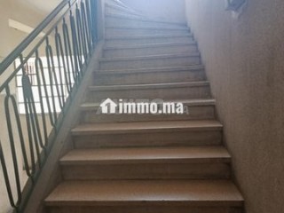 un-tres-bon-appartement-vide-a-loue