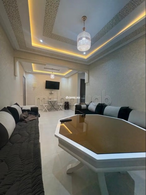 Location d'un appartement à Al Hoceima. 2 belles chambres. Salon traditionnel marocain, résidence sécurisée - Vente Immobilier - Al Hoceïma - photo 2