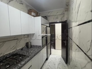 Location d'un appartement à Al Hoceima. 2 belles chambres. Salon traditionnel marocain, résidence sécurisée - Appartement à vendre - Al Hoceïma