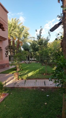 villa-de-prestige-a-vendre-big-0