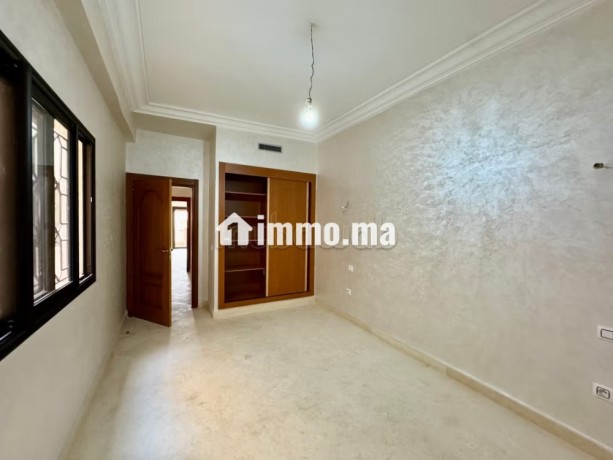semlalia-gueliz-appartement-avec-2-chs-big-7