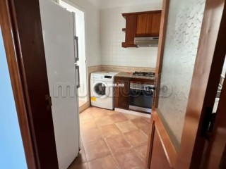 Appartements à louer à M'Diq. 2 pièces. Salon Marocain, sécurité - Appartement à vendre