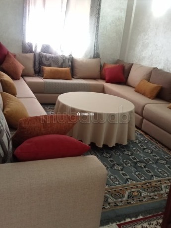 location-dun-appartement-a-hay-mohammadi-pour-une-longue-duree-5-pieces-confortables-meuble-big-0