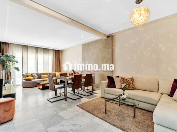 appartement-de-vacances-a-louer-a-triangle-dor-2-chambres-agreables-cheminee-piscine-big-3