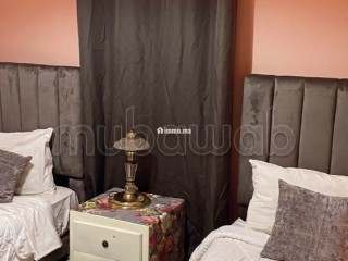 Maison de luxe à louer à Route de Fez.
Superficie 4000 m².
Places de stationnement et jardin - Maison à vendre