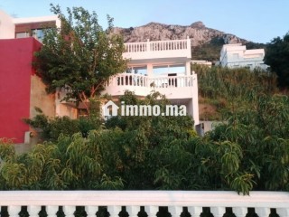 Location d'un appartement à Fnideq. 2 chambres. Salon traditionnel marocain, résidence sécurisée - Appartement à vendre