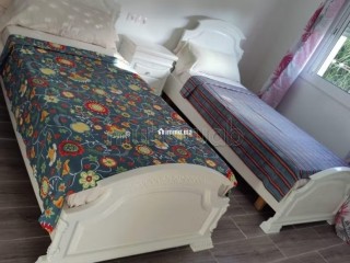 Location d'un appartement à Fnideq. 2 chambres. Salon traditionnel marocain, résidence sécurisée - Appartement à vendre