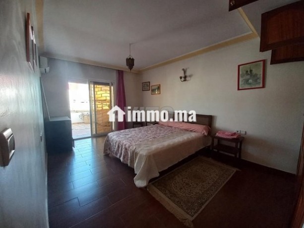 un-joli-appartement-meuble-avec-terrasse-big-2
