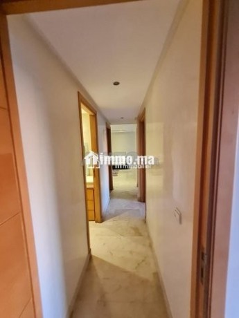bel-appartement-a-louer-vide-ou-meuble-mabella-big-2