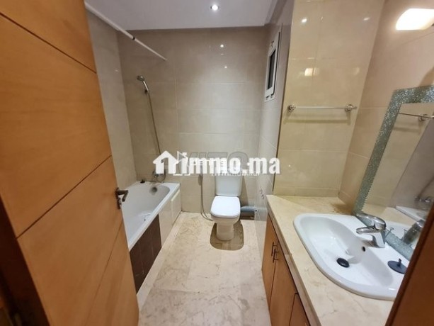 bel-appartement-a-louer-vide-ou-meuble-mabella-big-6