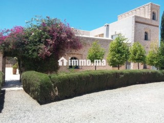 Villa de standing à louer pour vos vacances à Douar Laarab. 6 grandes pièces. Nombres minimum de nuits 2 - Villa à vendre - Essaouira